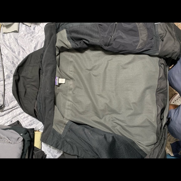 Men’s Patagonia Winter/Shell Jacket - Picture 4 of 6